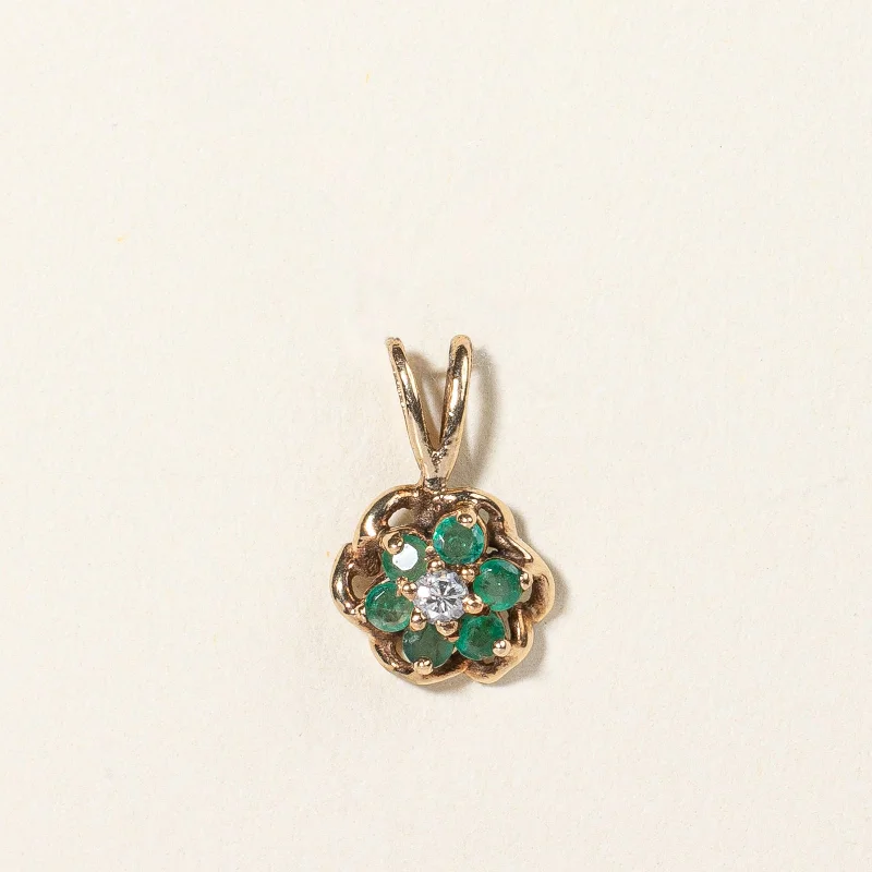 Emerald & Diamond Pendant | 0.12ctw, 0.03ct |