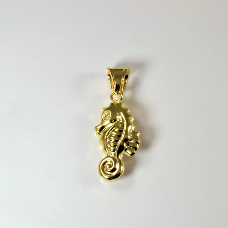 Gold Sea Horse Pendant |