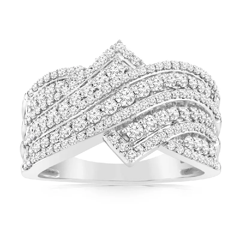 0.95 Carat Cluster Diamond Dress Ring in 14ct White Gold