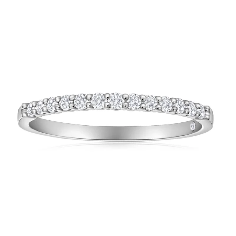 1/5 Carat Flawless Cut Diamonds Set In 18ct White Gold