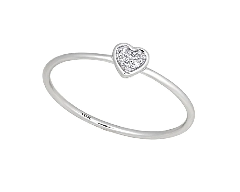 9ct White Gold Diamond Heart Ring with 6 Brilliant Diamonds