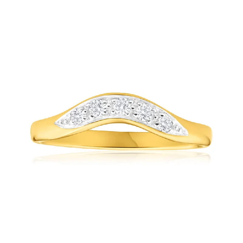 9ct Yellow Gold Diamond Curved Ring