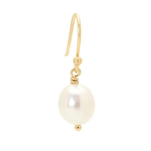 Classic Pearl Drop Earrings