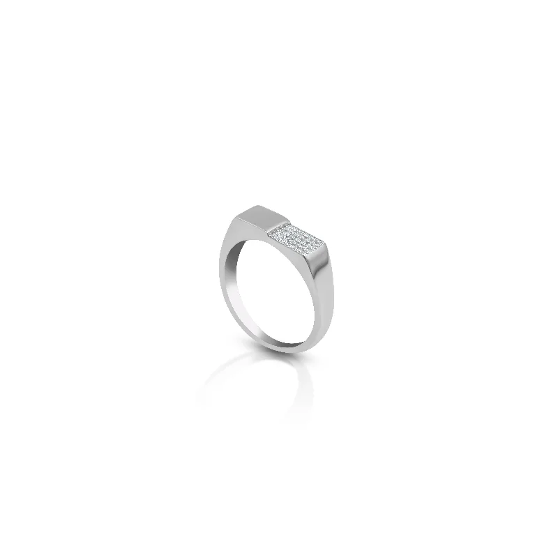 Men's Minimalist Silver Band with Sleek Gemstone Accent