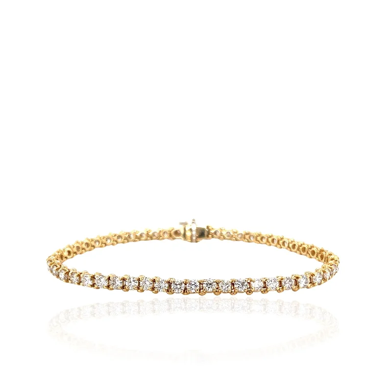 14 Karat Yellow Gold 2.06 cttw Diamond Bracelet