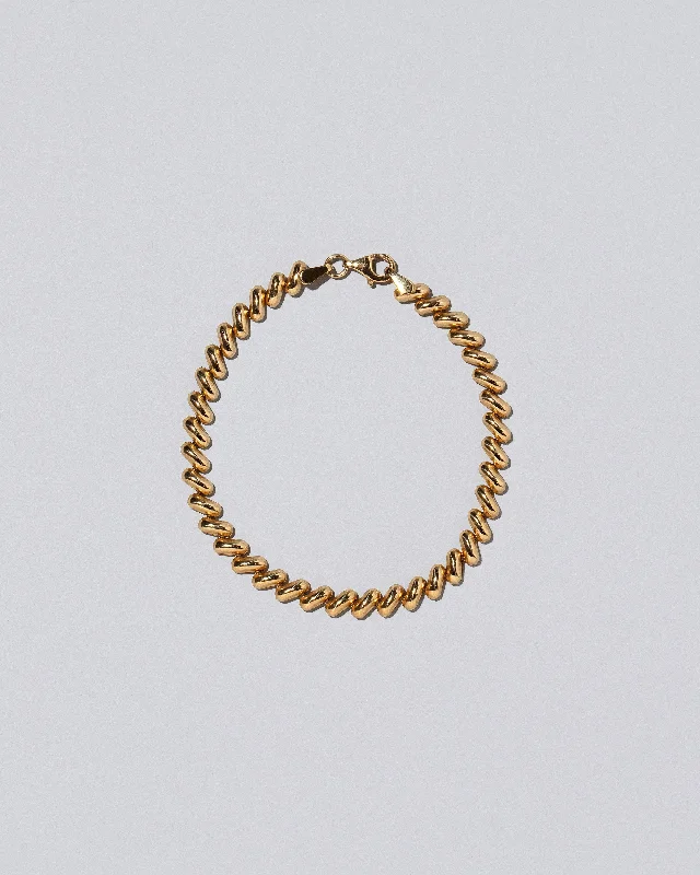 Lightweight Petite Puff Bracelet