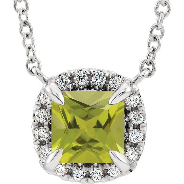 14KT GOLD 0.40 CT PERIDOT & .06 CTW DIAMOND HALO NECKLACE